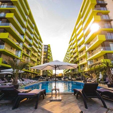 Iako Premium Apartament นาโวดาริ ภายนอก รูปภาพ
