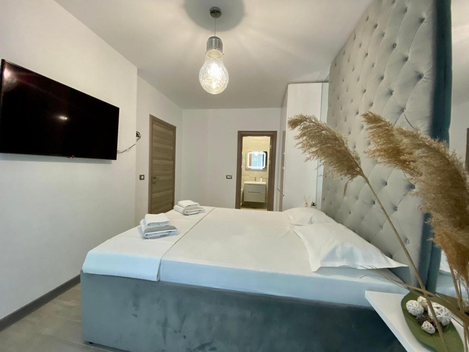 Iako Premium Apartament นาโวดาริ ภายนอก รูปภาพ