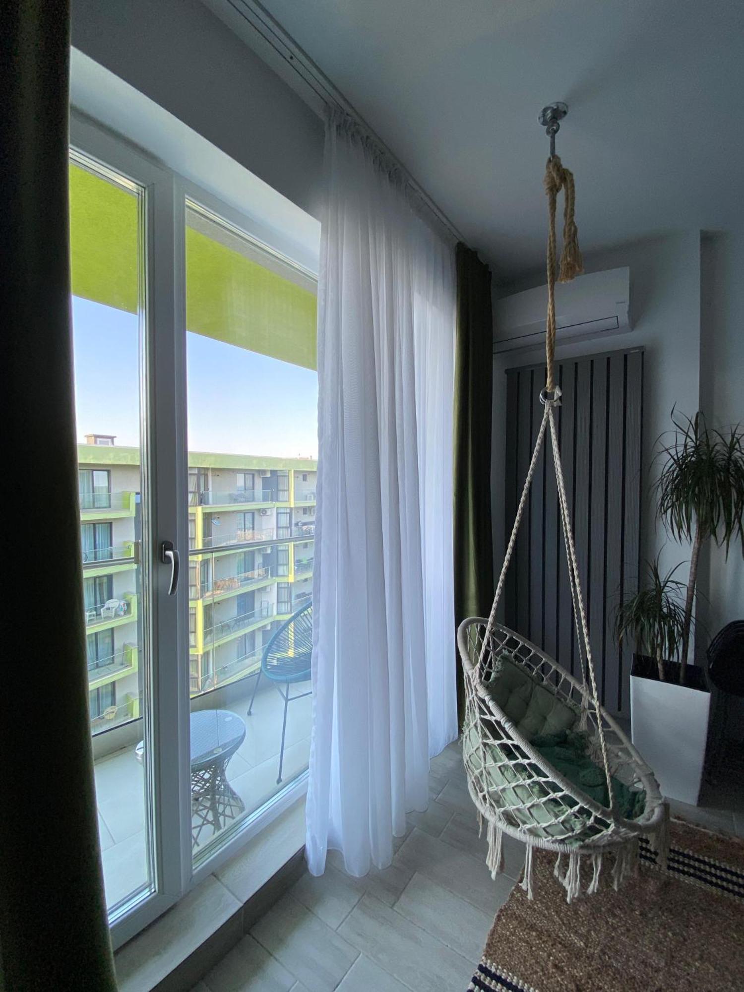 Iako Premium Apartament นาโวดาริ ภายนอก รูปภาพ