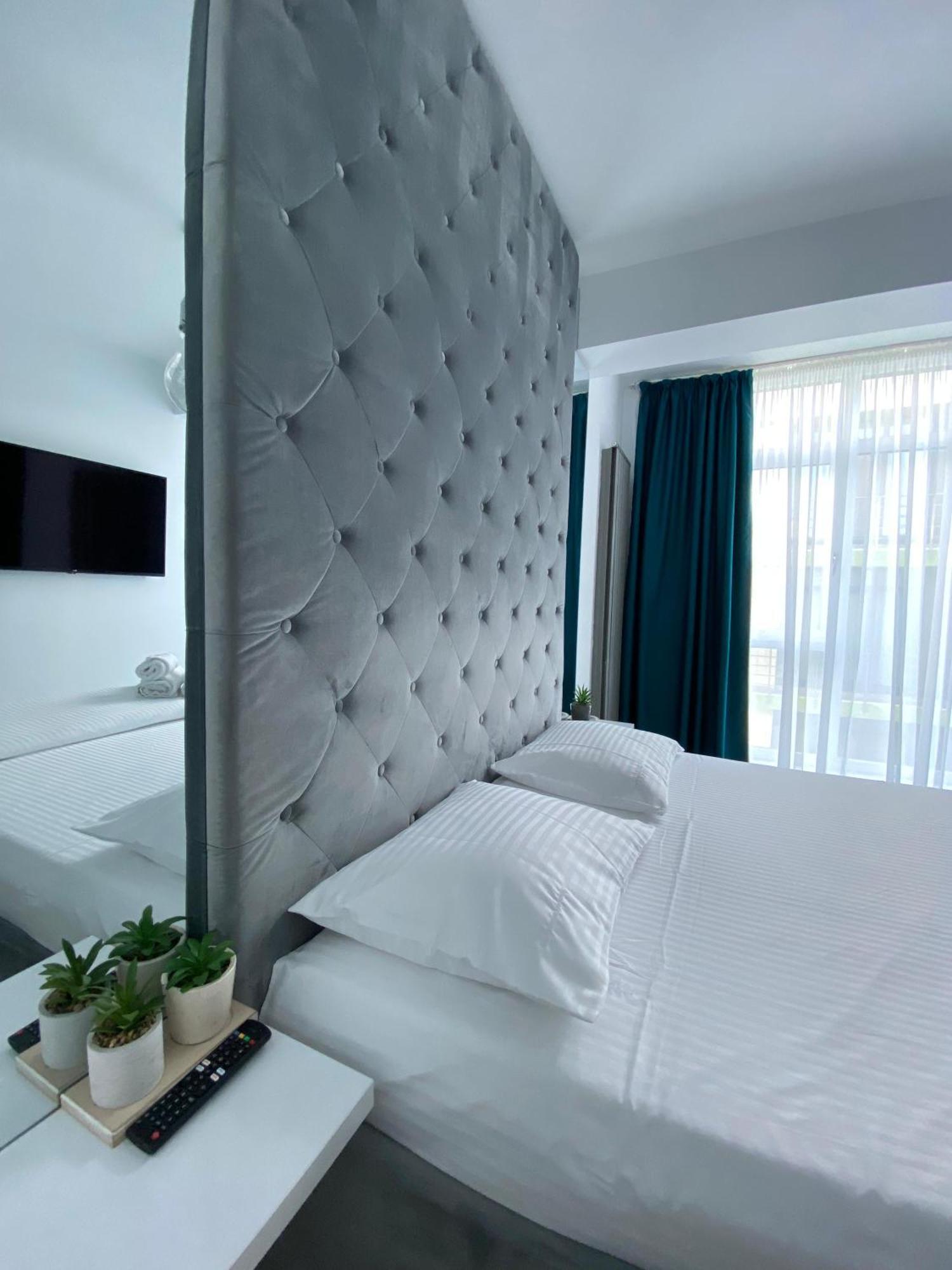 Iako Premium Apartament นาโวดาริ ภายนอก รูปภาพ